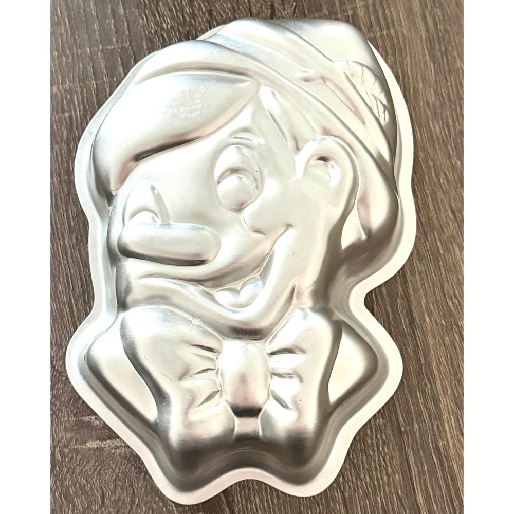 Vintage 1976 Wilton Disney Pinocchio Cake Pan Aluminum Baking Mold 515-701